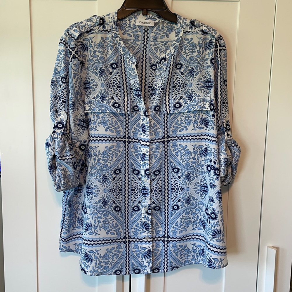 Calvin Klein women’s blouse size XL
